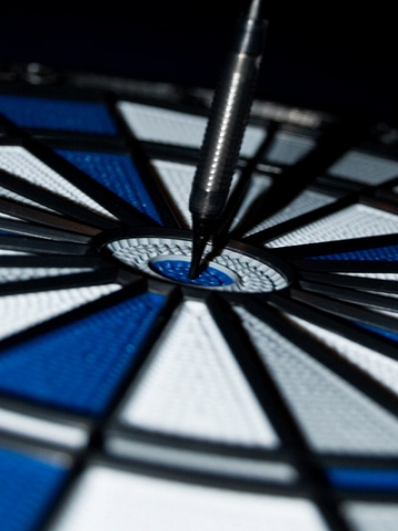 Bullseye Dart Wallpaper