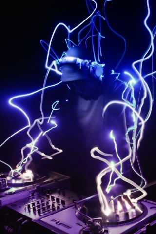 Lightning DJ Wallpaper