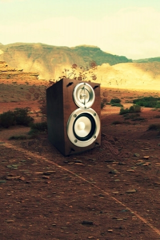 Speaker in Desert Wallpaper