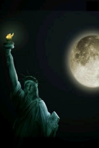 Staute of Liberty Night Wallpaper