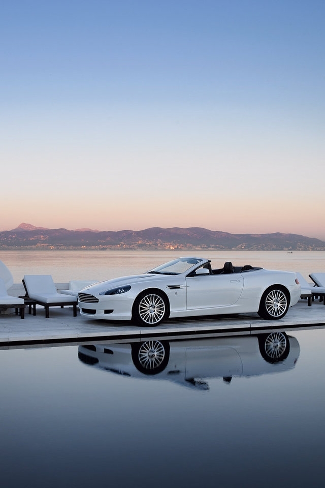 Aston Martin Reflection Wallpaper