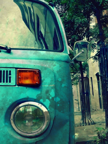 old VW right from the 70s Wallpaper