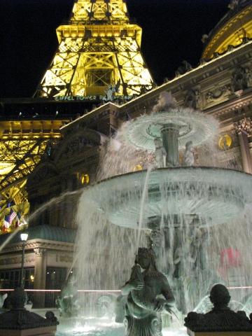 Paris Fountain Wallpaper